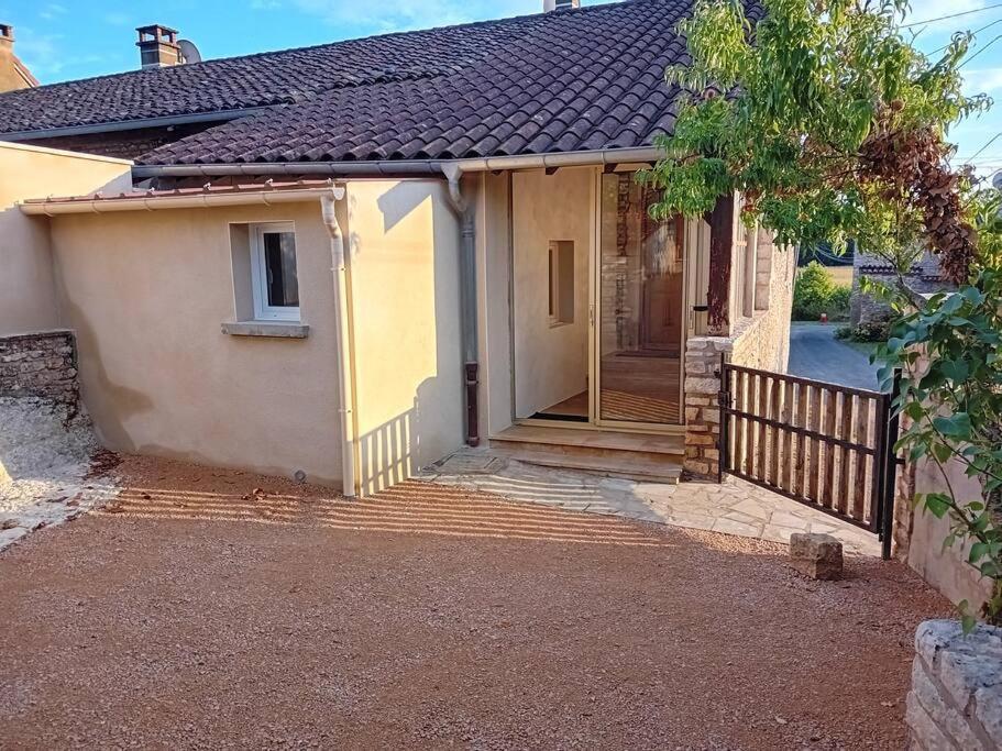 Petite Maison En Pierre Au Calme Avec Exterieur Montbellet Экстерьер фото